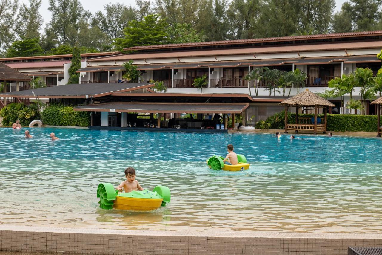 Arinara Beach Resort Phuket - Sha Extra Plus Банг Тао Бийч Екстериор снимка