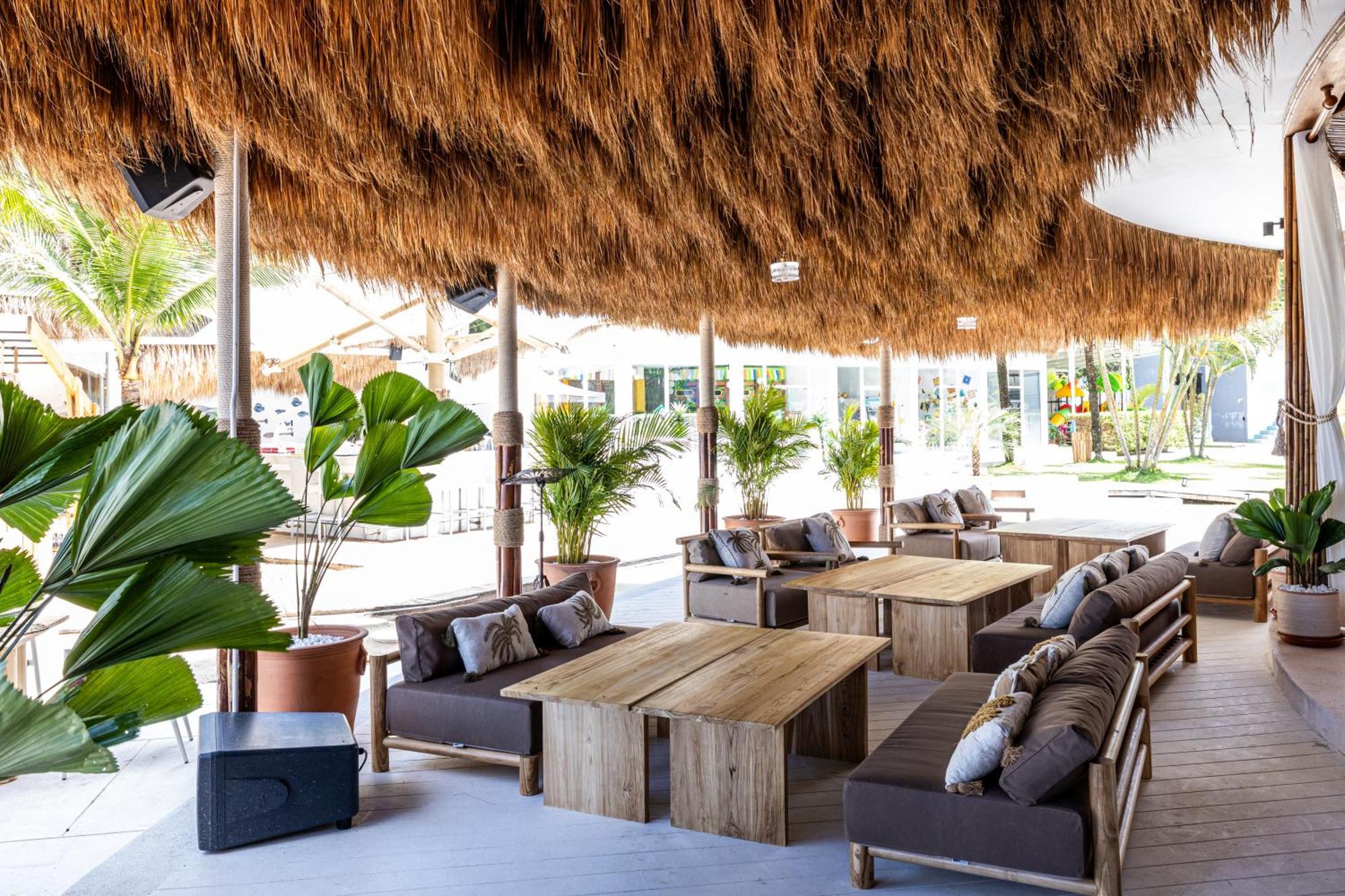 Arinara Beach Resort Phuket - Sha Extra Plus Банг Тао Бийч Екстериор снимка
