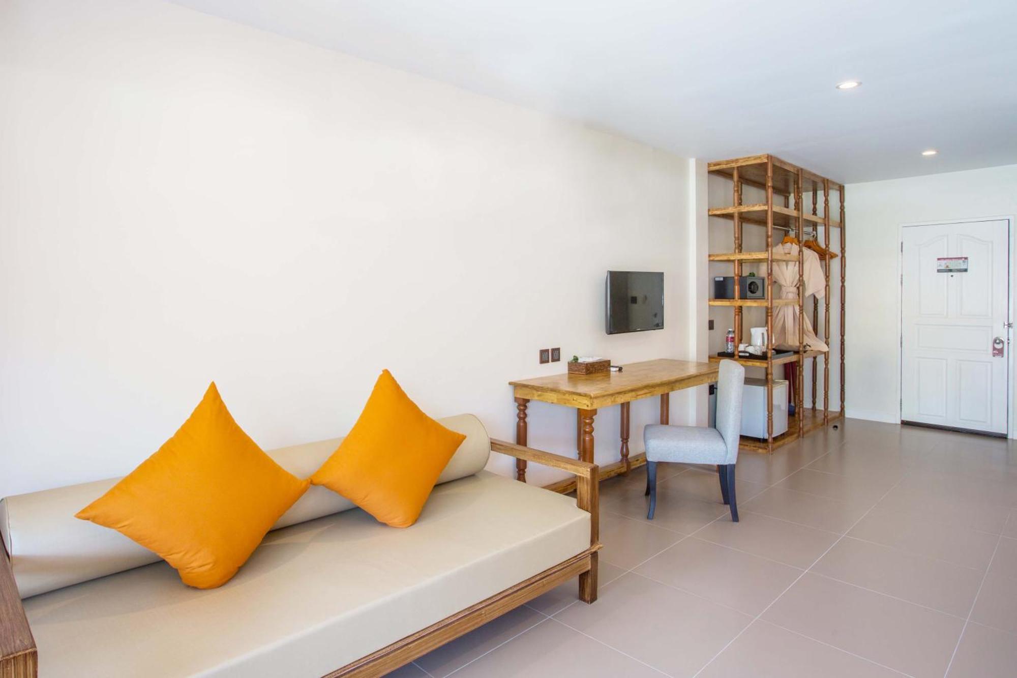 Arinara Beach Resort Phuket - Sha Extra Plus Банг Тао Бийч Стая снимка